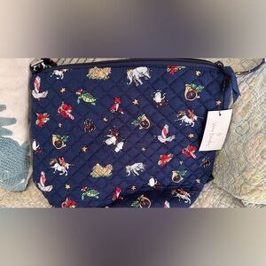 NWT Vera Bradley Snow Globe Motifs Bucket Crossbody